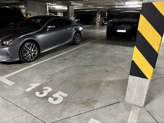 Аренда паркоместа / паркинг жк Tetris Hall Тетрис Холл 2 (Фёдорова 2а)