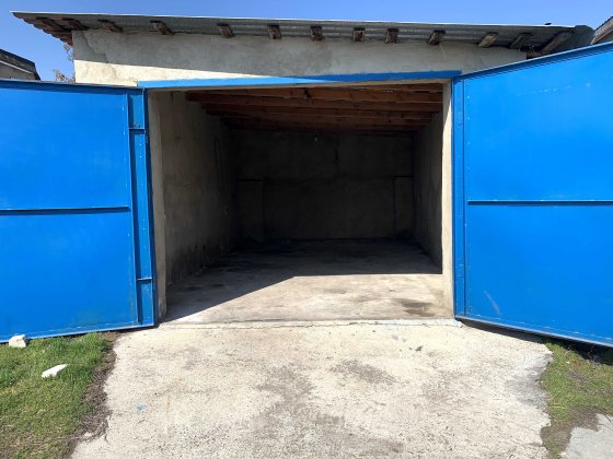 Сдам каменный гараж на охраняемой стоянке