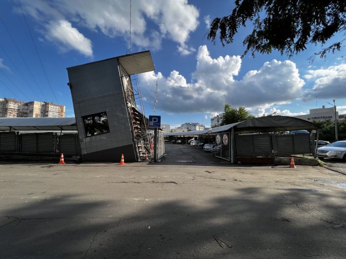 Парковка  крытая - фото 1