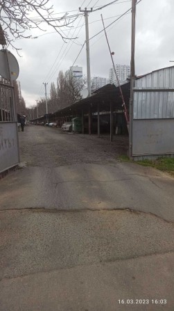 Сдам место на охраняемой стоянке 4-я станция Люстдорфской дороги - фото 1