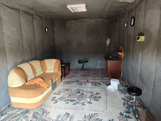 Здам в оренду сухий гараж метро  Видубичі