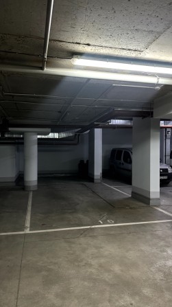 Паркінг Новопечерські Липки, Андрія Верхогляда  3, 16, 20 буд - фото 1