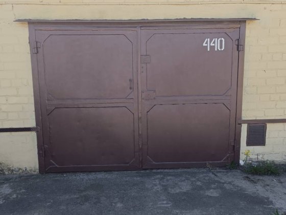 Здам гараж в районі поліції Вараш