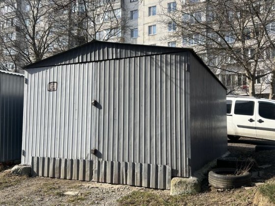 Здаю гараж по вулиці Гурія Бухала Обарів