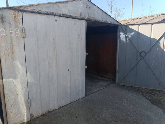 Гараж у гарному стані! Дрогобич