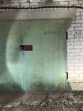 Продам гараж( Ревівка),по вул.Робітнича 2 - фото 1