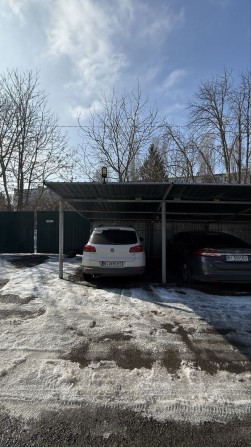 Місце під навісом /гараж/стоянка на молодіжному по Володимира Великого - фото 1