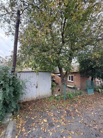 Металевий гараж з внутрішнім замком та навісним - фото 1