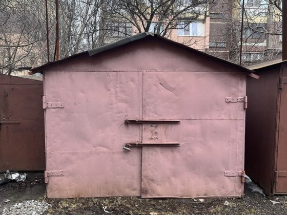 Продам гараж на Крэсе Кривой Рог