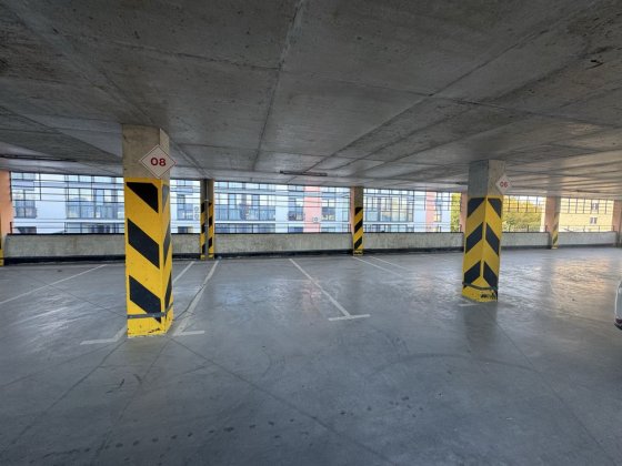 Паркомісце ЖК Дрім Таун парковка Луцьк