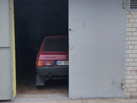 Продам гараж на..Поло Сити . Кременчуг