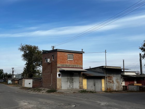 Гараж в авто гаражному колективі «Супутник» Полтава