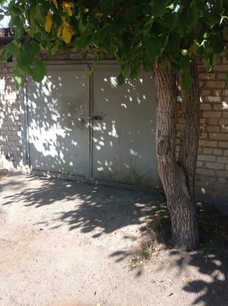 Продам гараж район центрального рынка Машиностроитель - фото 1