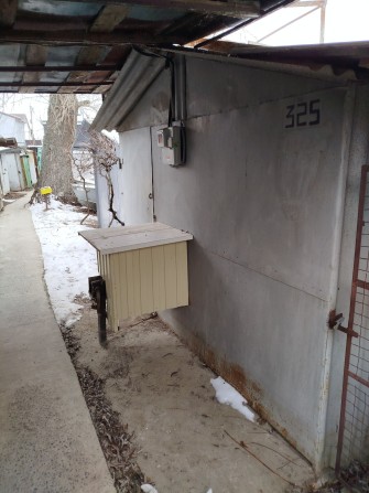 Місце на причалі,металевий гараж,човен, мотор. - фото 1