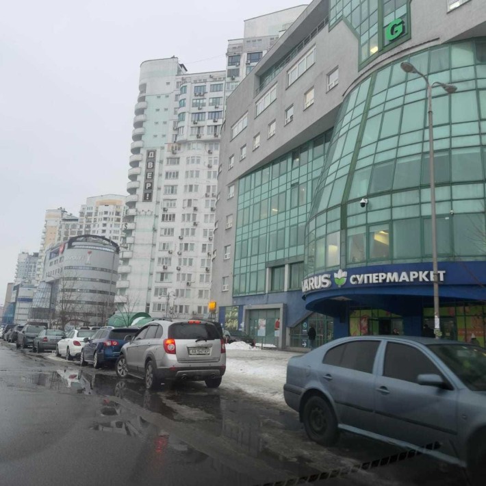 Продам власний підземний паркінг - фото 1