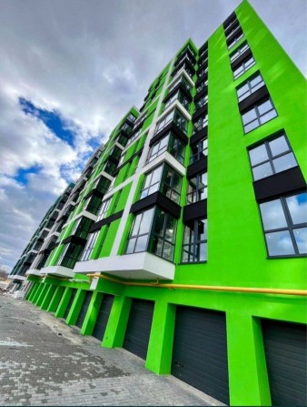 Продаж гаражу вбудований у житловий будинок - фото 1