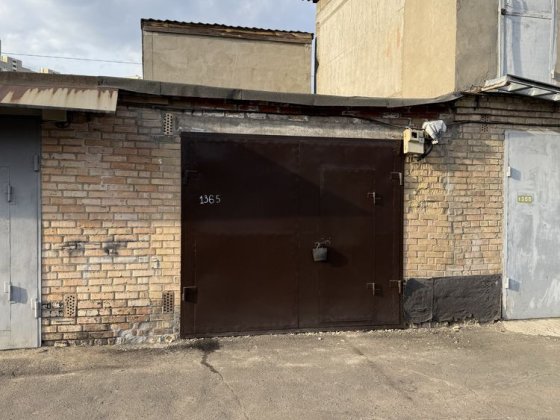 Продам гараж в кооперативі «Барвінок» 45,2 м² Киев