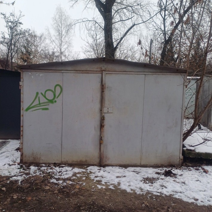 Залізний гараж район 5/5 - фото 1