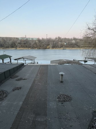 Продам бокс на причале возле  днепра кичкас - фото 1