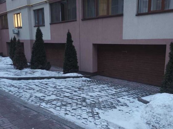 Продаж гаража в цокольному поверсі, ЖК "Добра оселя", вул. Кн. Ольги Львов