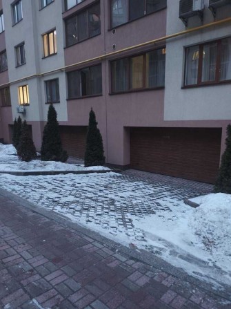 Продаж гаража в цокольному поверсі, ЖК "Добра оселя", вул. Кн. Ольги - фото 1