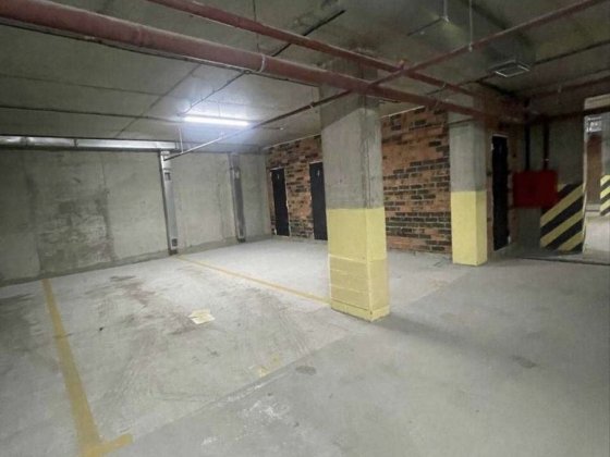 Продаж паркомісця в ЖК Америка вул Володимира Великого 10 Львів