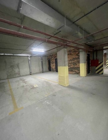 Продаж паркомісця в ЖК Америка вул Володимира Великого 10 - фото 1