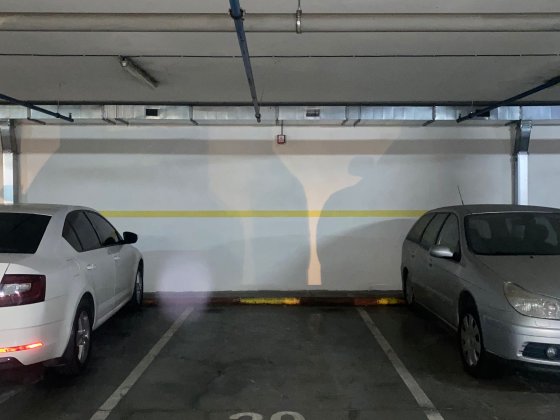 Продається паркомісце на Шумського 1в Киев