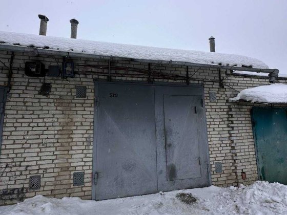 Продаж гаража 40м2 з ямою вул. Рудненська біля Ріелу Львів