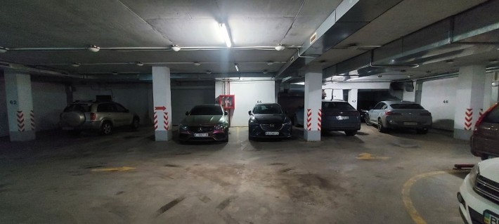 Продам подземный паркинг - фото 1