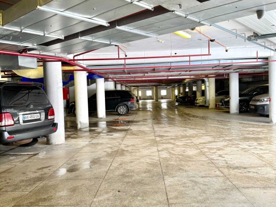 Продам паркомісця в підземному паркінгу. Павлово поле Харків