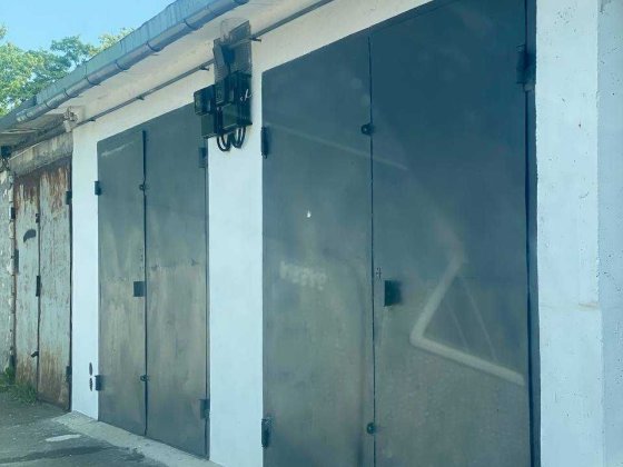 Два гаражі з підвалами 73.2 кв., Svitlo Park, Видубичі, приватизовані Киев