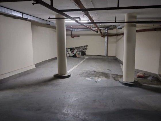 Паркоместо в подземном паркинге.Центр Харькова. ЖК ,, Квитка,, Харків