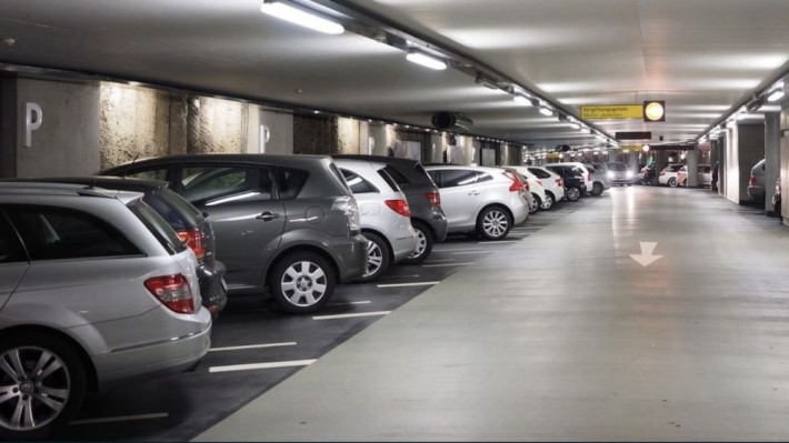 Продам паркомісце в ЖК “4 Сезони” - фото 1