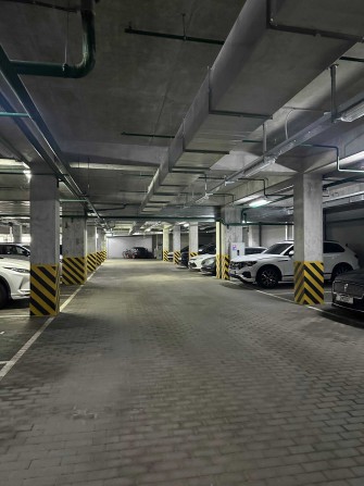 Продаж паркінгу ЖК Русанівська гавань 8 Будинок - фото 1