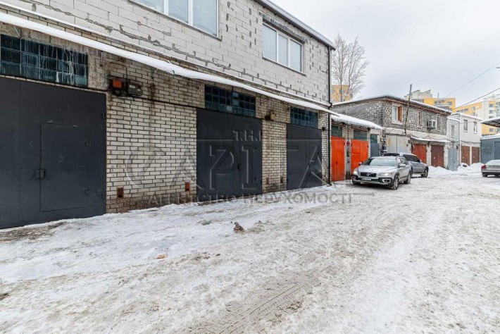 ПРОДАЖ 3-рівневого гаража-СТО 340 м² Готовий бізнес — СТО - фото 1