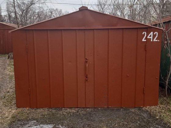 Продам гараж полтавська обл  м. Кременчук  Раковка .коп.Ливарник Садки