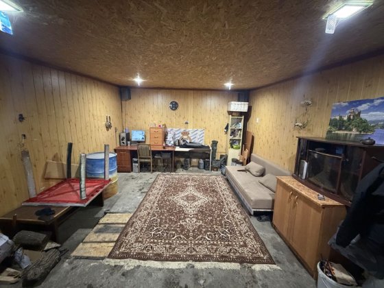 Продам гараж полностью комплектный Вільнянськ