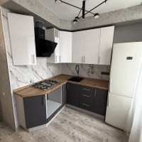 Продається 3-кімнатна квартира з дизайнерським ремонтом . Заводський район Николаев