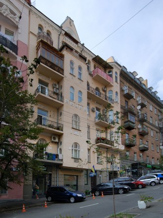 Продаж 1-к квартири вул. Костьольна 9 - фото 1