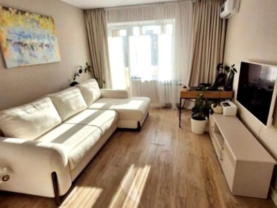 Продаж 2-к квартири просп. Оболонський 22 Киев