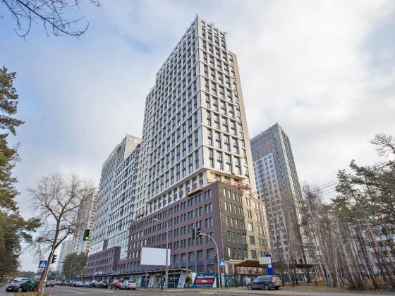 Продаж 3-к квартири вул. Князя Романа Мстиславича 26а Киев