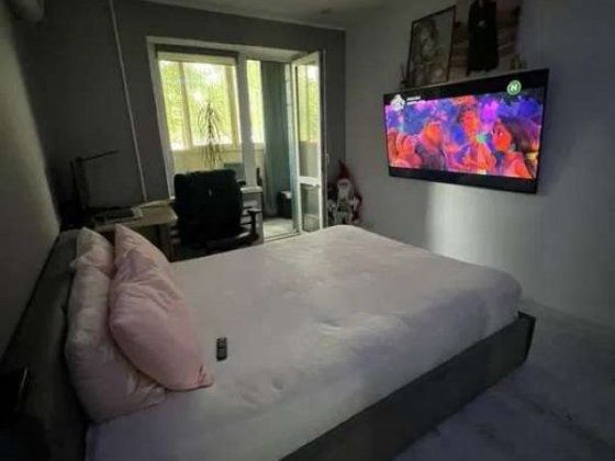 Продаж 1-к квартири Харківське шосе 51б Дарницький район Київ