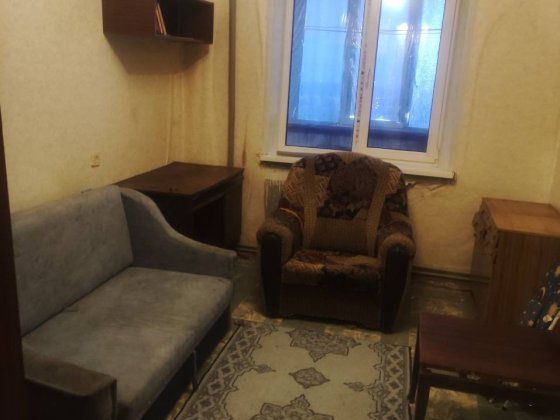 Продам 2-квартиру Левый берег 4 мкрн с ГАО Каменское