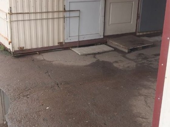 Продам два торгові кіоски на центральному ринку. Бобровиця