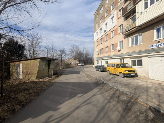 Продається торговий кіоск з земельною ділянкою Борислав