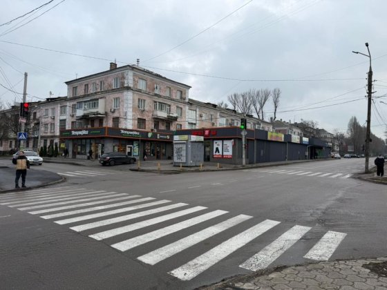 Продам Комерческое помещение Кам'янське