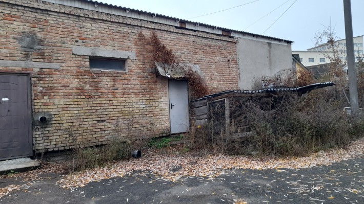 Продам приміщення 400м2 - фото 1