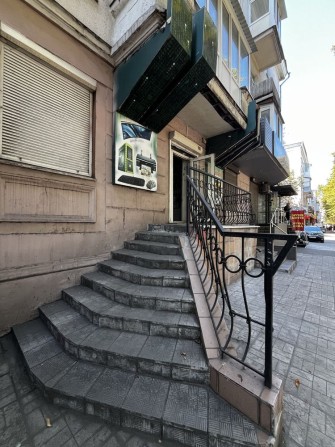 Приміщення у центрі м. Кам’янське Червона лінія, проспект Свободи - фото 1