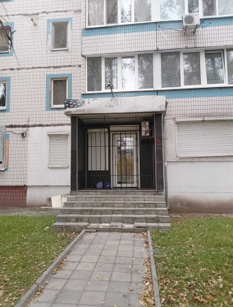 Продам помещение коммерческого назначения 11 микрорайон Каменское - фото 1